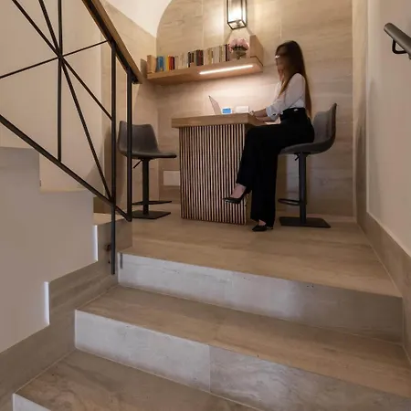 Hotel Laurina 33 Rom