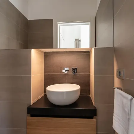 Laurina 33 Hotel 4*