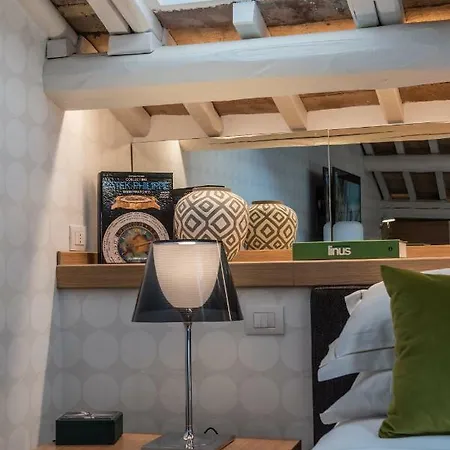 Laurina 33 Hotel