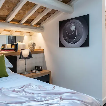 Laurina 33 Guest house 4*