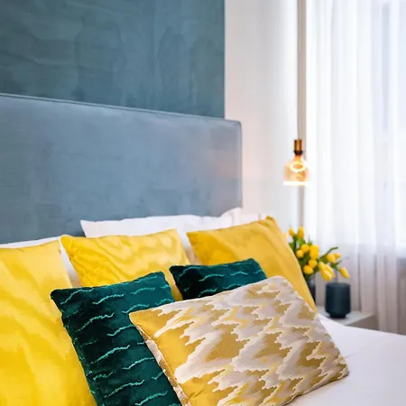 Laurina 33 Hotel
