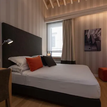 Laurina 33 Hotel Roma