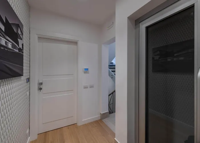 Laurina 33 Pensión Roma