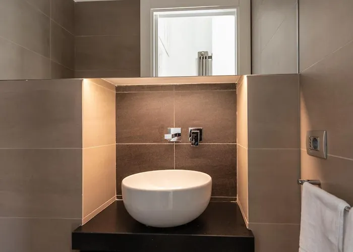 Laurina 33 Pensión 4*