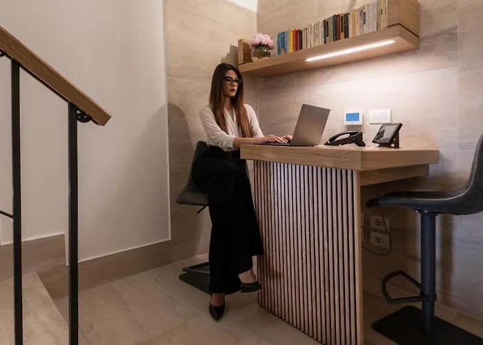 Laurina 33 Pensión 4*