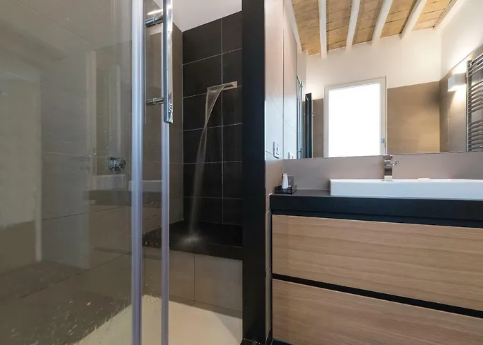 Pensión Laurina 33 4*