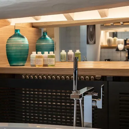 Konukevi Laurina 33 Roma